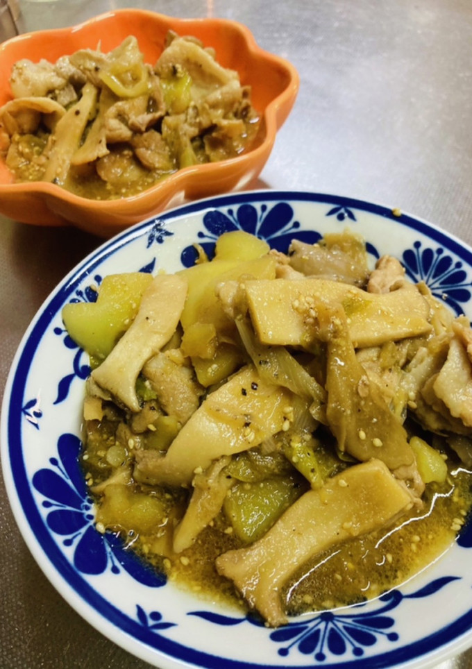 豚バラとじゃがいもとエリンギと舞茸の煮物-レシピのメイン写真
