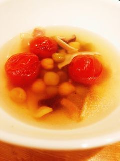 お豆とトマトのスープ-レシピのメイン写真