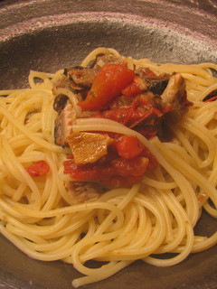 焼きさんまとトマトのパスタ-レシピのメイン写真