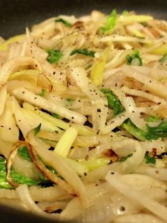 大根の皮とセロリのナンプラー炒め-レシピのメイン写真
