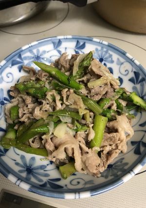 豚コマとアスパラのごま味噌炒め-レシピのメイン写真