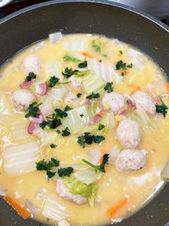 ☆簡単♪白菜とミートボールのクリーム煮☆-レシピのメイン写真