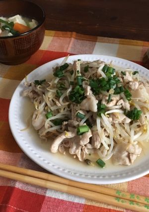 便利品で…節約！もやしの肉炒め-レシピのメイン写真