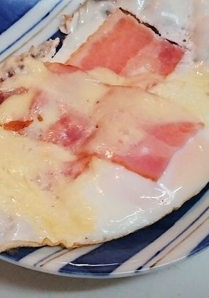 半熟なベーコンチーズ卵焼き-レシピのメイン写真