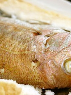 鯛の塩釜焼き-レシピのメイン写真