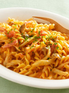 フライパンで お手軽トマトクリームパスタ-レシピのメイン写真