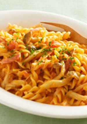 フライパンで お手軽トマトクリームパスタ-レシピのメイン写真