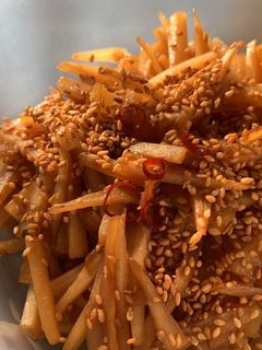 大根の皮で作ったきんぴら☆-レシピのメイン写真