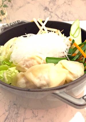 塩ネギスープで作る　水餃子と春雨鍋-レシピのメイン写真