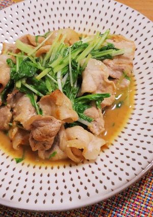 3分で完成♪豚肉と水菜のオイマヨ炒め-レシピのメイン写真