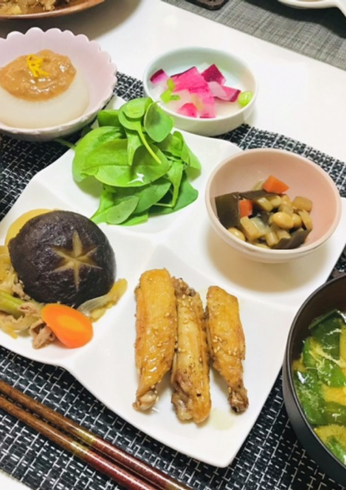 今日の夕飯は和食ご飯手羽中の唐揚げメイン-レシピのメイン写真