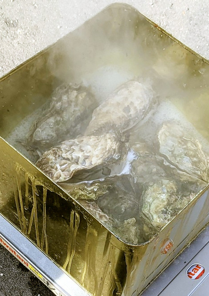 缶のまま蒸し上げる！牡蠣の　ガンガン焼き-レシピのメイン写真