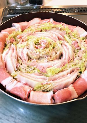 肉巻き豆腐が囲む白菜ミルフィーユ鍋-レシピのメイン写真