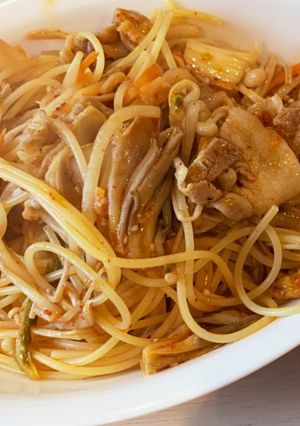 スタミナたっぷり！きのこ&豚キムチパスタ-レシピのメイン写真