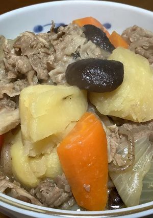 生椎茸入りの牛バラの肉じゃが♪-レシピのメイン写真