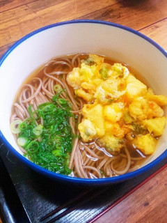 簡単お出汁と乾麺そばでかき揚げてんそば-レシピのメイン写真