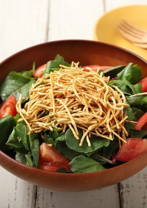 パリパリ麺のサラダトッピング-レシピのメイン写真
