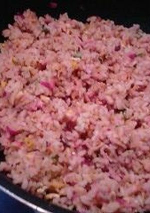 しば漬けで☆かわいいピンク色の炒飯-レシピのメイン写真