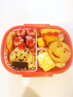 簡単!年少さんの幼稚園おにぎりお弁当♡-レシピのメイン写真