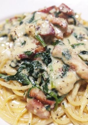 ベーコンと法蓮草のカルボナーラ風パスタ！-レシピのメイン写真