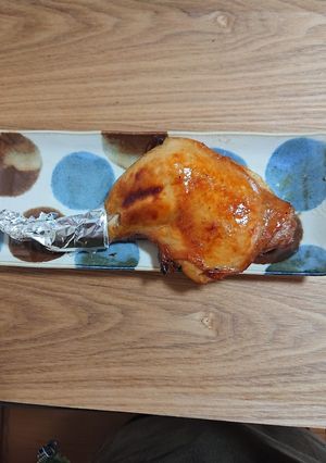 オーブンで、骨付きモモ肉のローストチキン-レシピのメイン写真