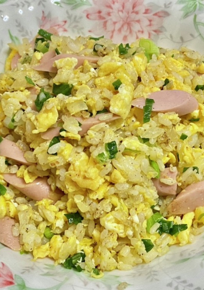 卵たっぷり・魚肉ソーセージの炒飯-レシピのメイン写真