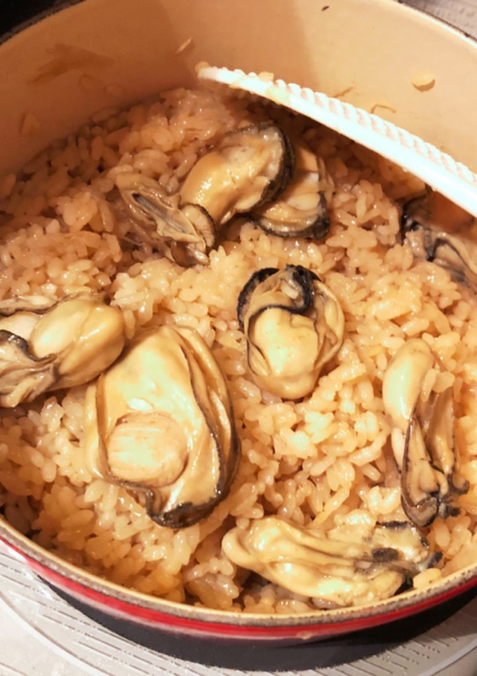 牡蠣の炊き込みごはん　鍋でも炊飯器でも-レシピのメイン写真