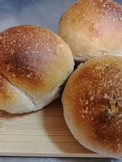 全粒粉とクルミのもっちりパン-レシピのメイン写真