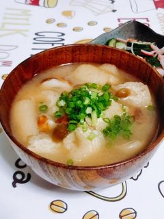なめこと竹輪の味噌汁-レシピのメイン写真