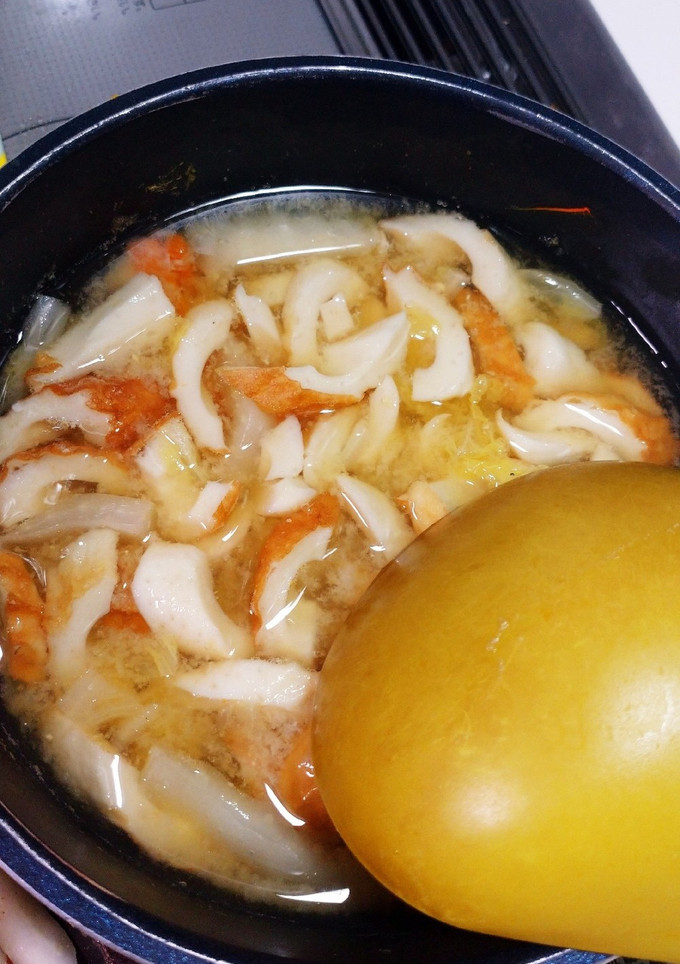 魚介の旨味でる ちくわと白菜のお味噌汁-レシピのメイン写真