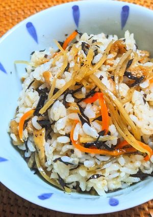 ひじきのきんぴらと雑穀米の混ぜごはん-レシピのメイン写真