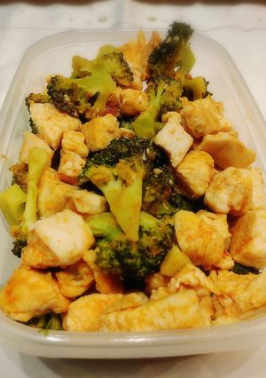 作り置き　ブロッコリーとむね肉の炒め物-レシピのメイン写真
