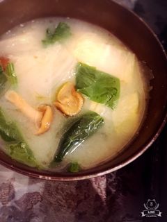 ほうれん草と白菜となめこの味噌汁-レシピのメイン写真