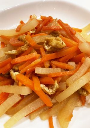 シーチキンオイルで大根人参油揚げの炒め煮-レシピのメイン写真