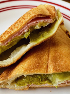 朝食に!ハムレタスホットサンド-レシピのメイン写真