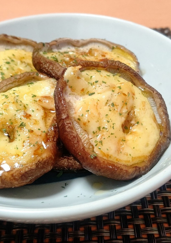 【龍愛】トースターで☆椎茸のマヨ焼き-レシピのメイン写真
