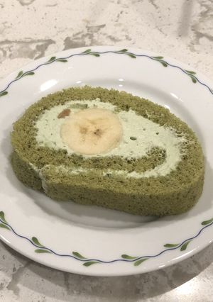 バナナとラムレーズンの抹茶ロールケーキ-レシピのメイン写真