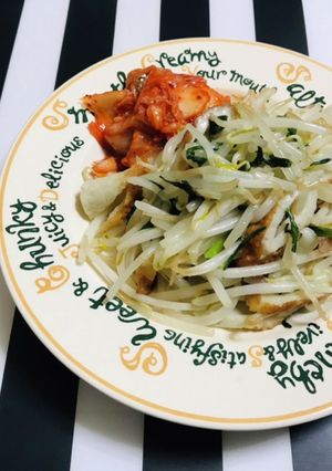 春菊・もやし・竹輪の鶏がら炒めキムチ添え-レシピのメイン写真