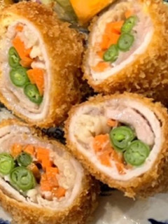 豚肩ロースの3色ロールと茹で卵のフライ-レシピのメイン写真