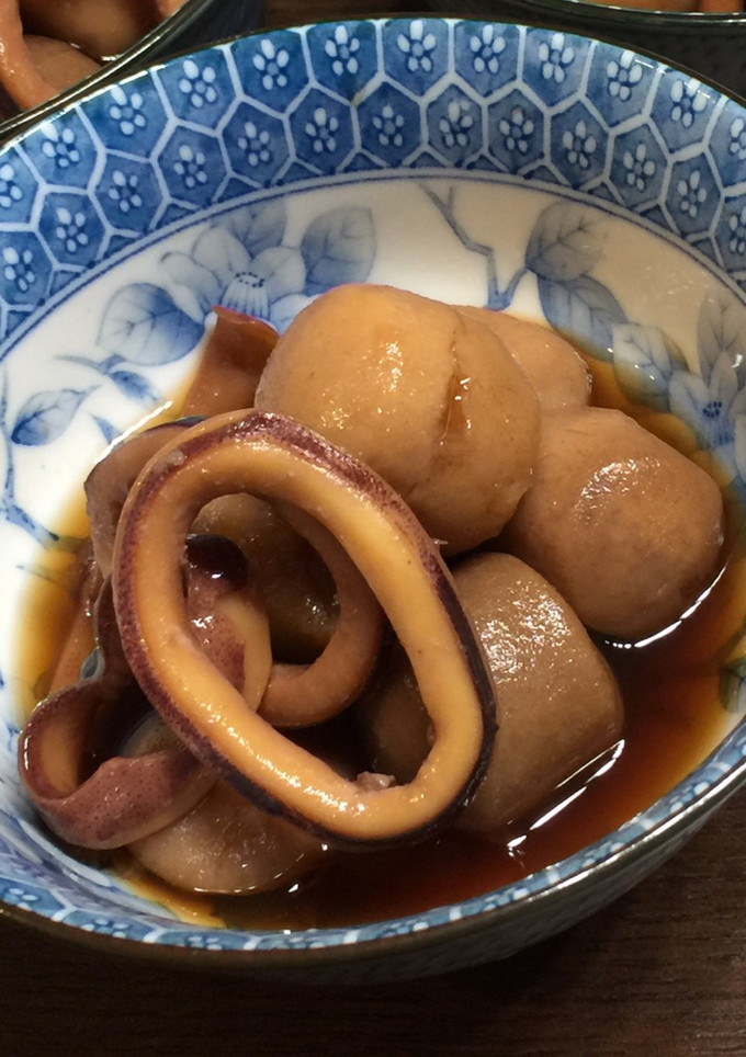 冷凍里芋で簡単！里芋とイカの煮物-レシピのメイン写真