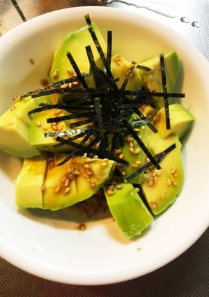 おつまみに！アボカド食べましょ！-レシピのメイン写真