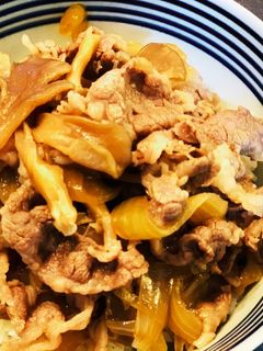 きのこたっぷりの牛丼-レシピのメイン写真