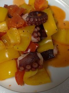 タコとパプリカ、トマトの豆板醤炒め☆-レシピのメイン写真