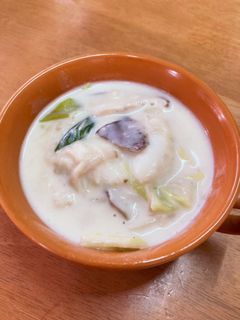 ご飯にかけても♪白菜とタラのクリーム煮-レシピのメイン写真