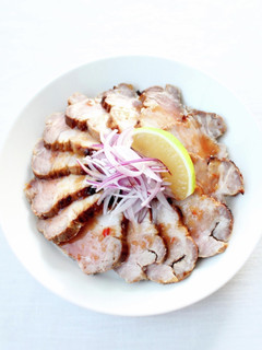 スイチリナンプラーで【エスニック焼豚】-レシピのメイン写真