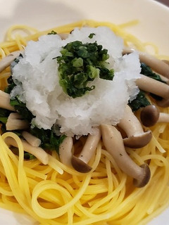 小松菜とシメジのおろしスパ-レシピのメイン写真