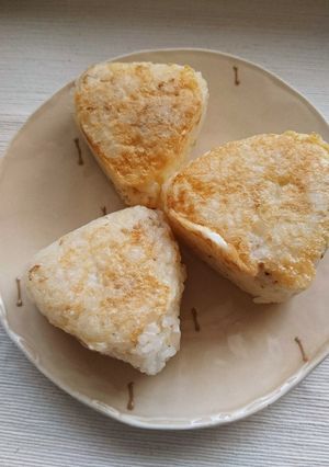 玉子の焼きおにぎり(^○^)-レシピのメイン写真