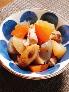 フライパンで大根と鶏もも肉の煮物-レシピのメイン写真