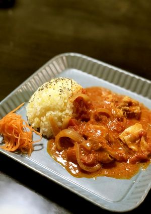 ヒュウガトウキ入りスパイシーチキンカレー-レシピのメイン写真