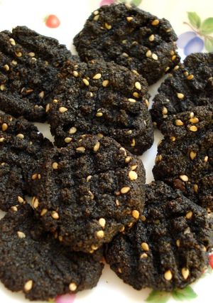 おから黒胡麻ペーストクッキー-レシピのメイン写真